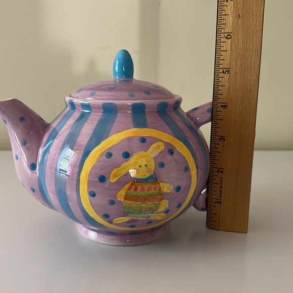 Ceramic Teapot with Bunny Design - Picture 9 of 10